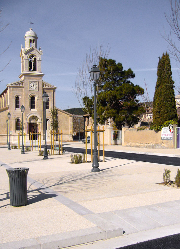 Atelier mosségimmig - Place de l'église, Aureille